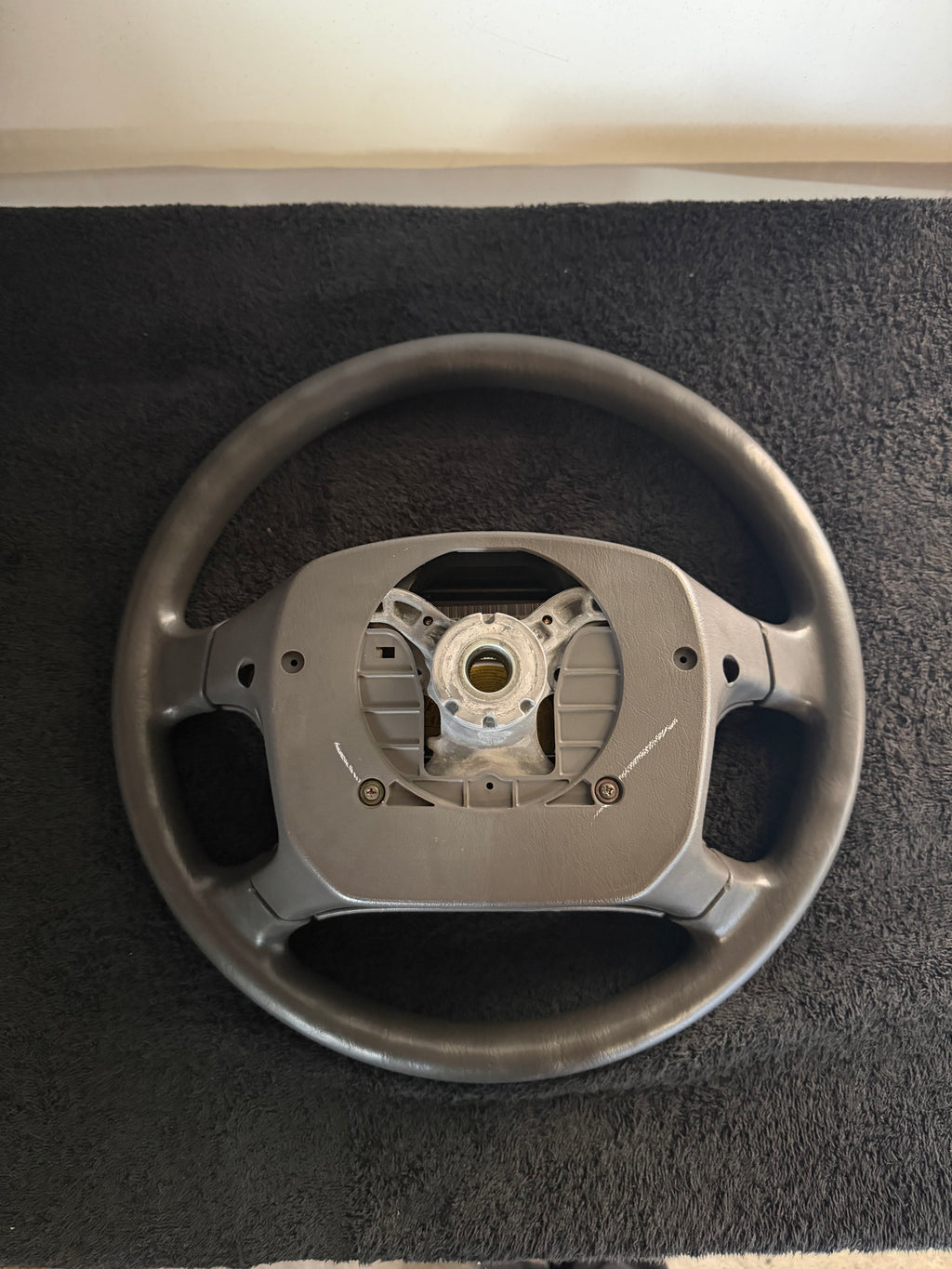JZX100 4 SPOKE STEERING WHEEL